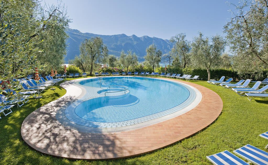 Hotel Ideal Limone sul Garda Esterno foto
