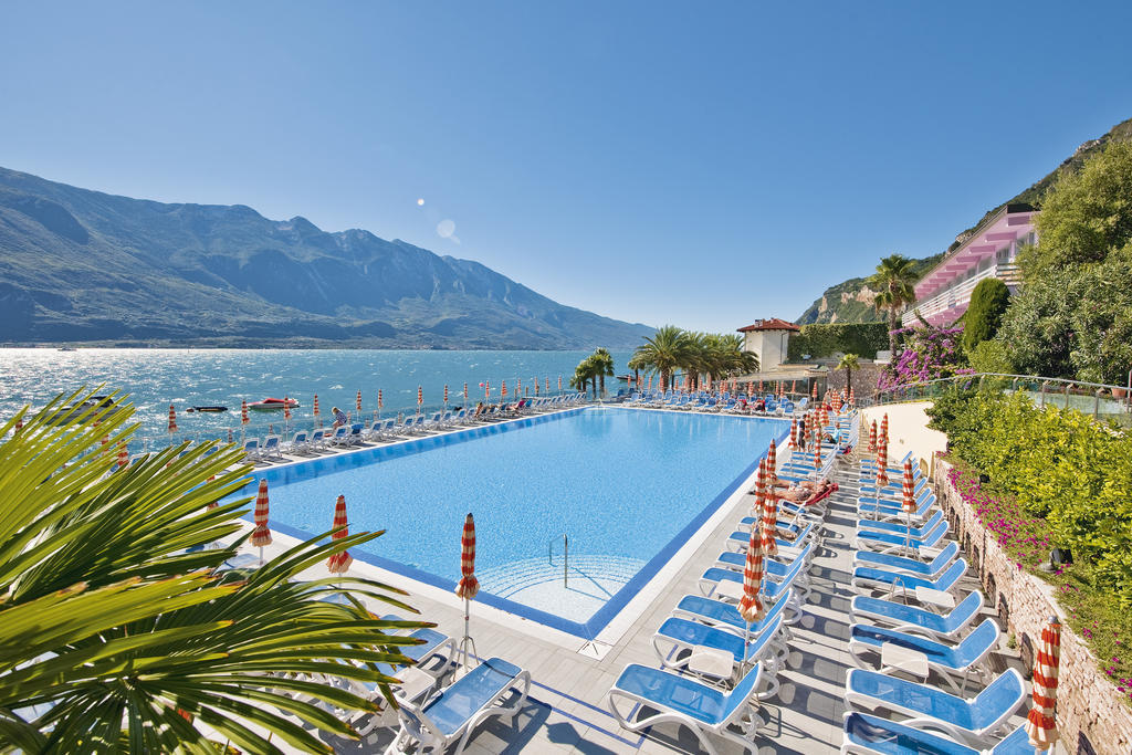 Hotel Ideal Limone sul Garda Esterno foto