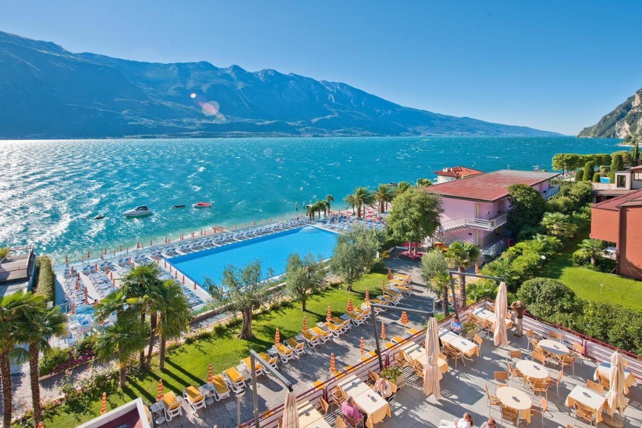 Hotel Ideal Limone sul Garda Esterno foto